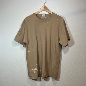 Large tan tee